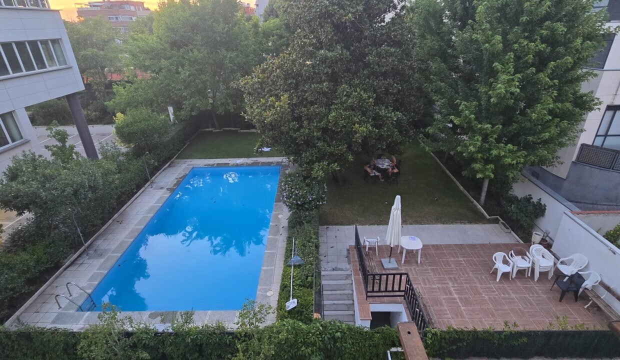 piscina desde casa